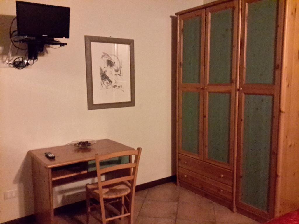 Locanda Del Re Sole Ferrara Kamer foto
