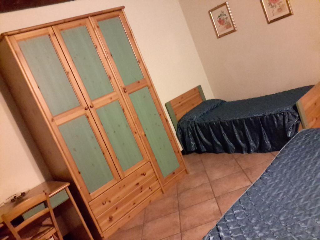 Locanda Del Re Sole Ferrara Kamer foto